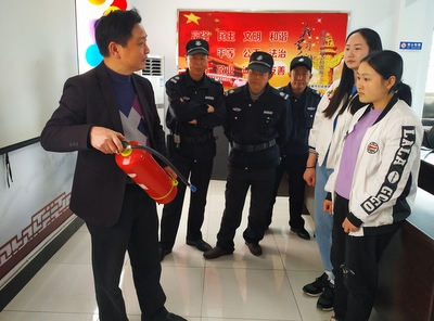 市妇幼保健院消防安全培训.jpg