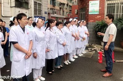 宜都市妇幼保健院消防演练.JPG