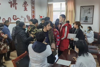 市妇幼保健院走进特校义诊 (2).jpg