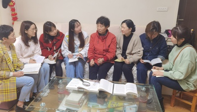 市妇幼保健院：走访老党员，汲取奋进的动力(3).jpg