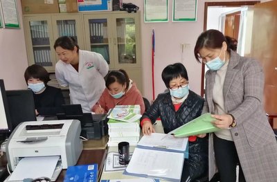 市妇幼保健院专班人员下乡对出生缺陷防治工作监督、指导。.jpg